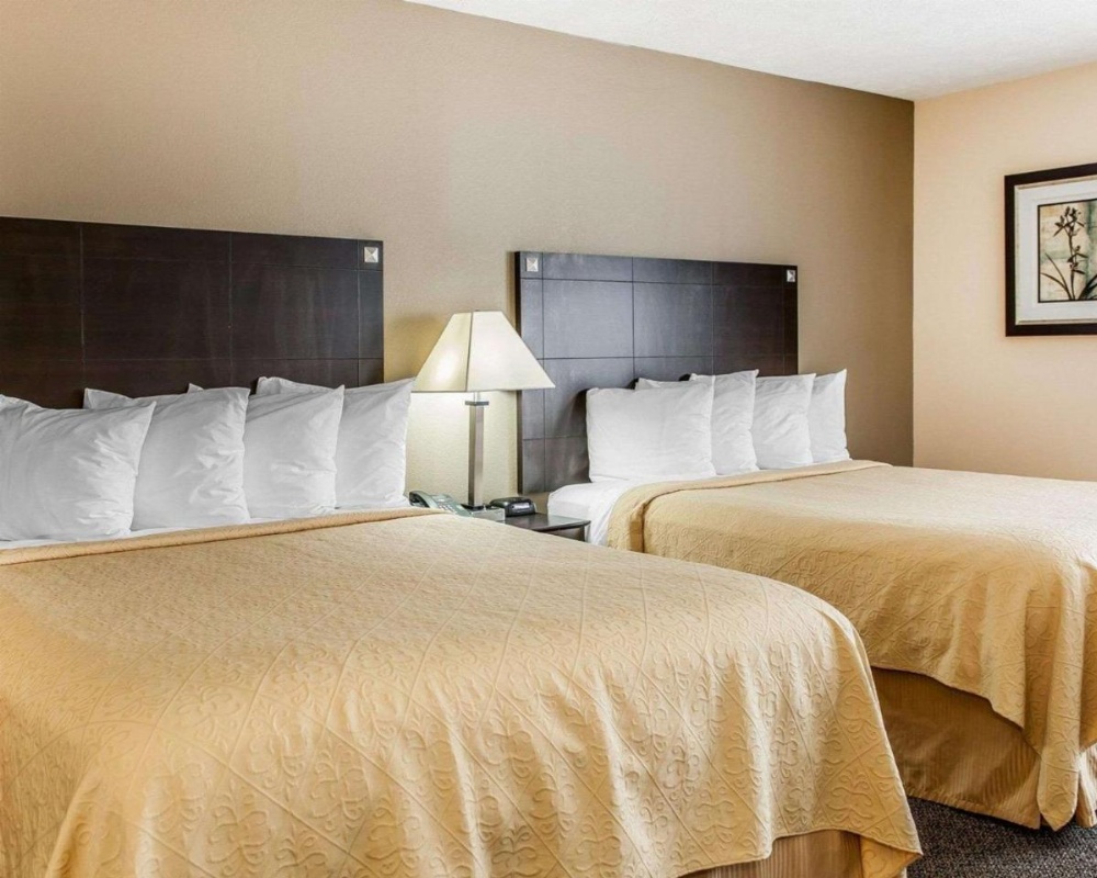 Room image 5